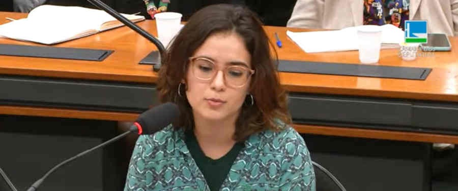 Clara Wardi - assessora técnica do CFEMEA