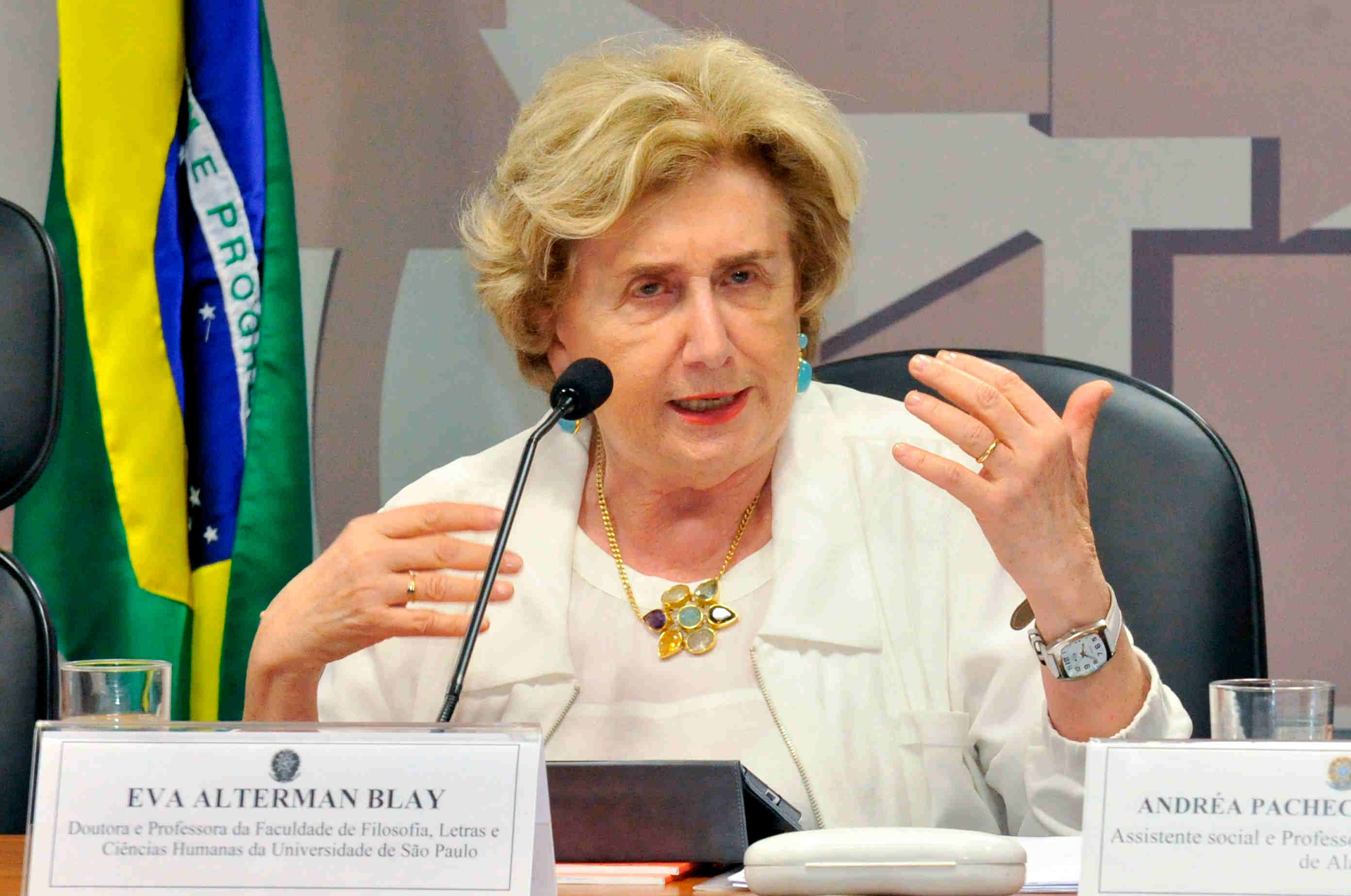 Eva Blay senado